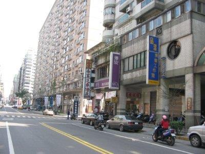 新北中和大樓法拍-6