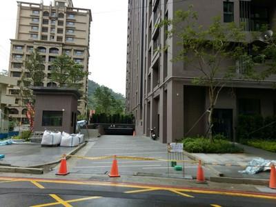 新北新店大樓法拍-4