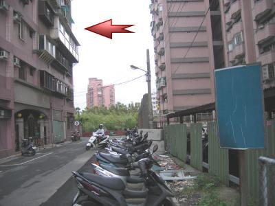 八里華廈拍賣-2