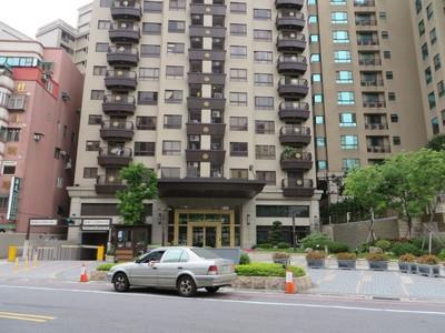 桃園桃園區法拍大樓-2