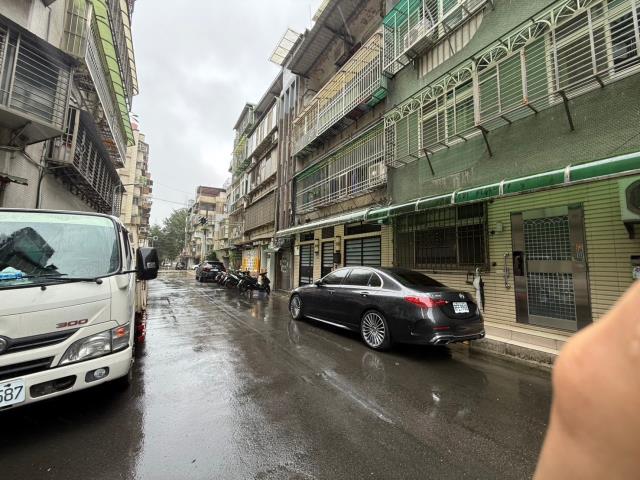 信義區公寓法拍-4