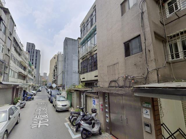松山法拍公寓-2