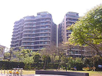 新北汐止大樓法拍-1