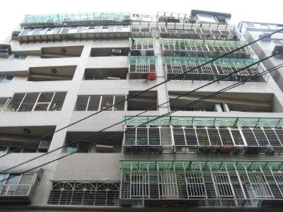 新北蘆洲法拍大樓-4