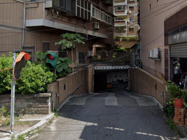 新北蘆洲法拍大樓-2
