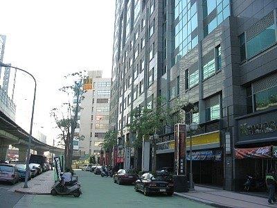 新北中和大樓拍賣-2