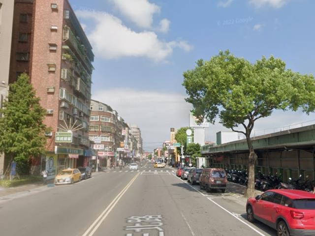三重法拍大樓-4