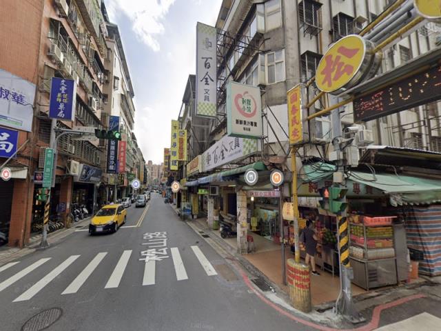 台北信義區公寓拍賣-1