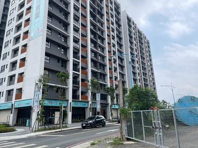 新北八里大樓法拍-3