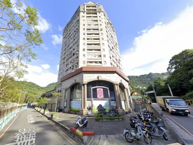 台北信義區法拍大樓-1