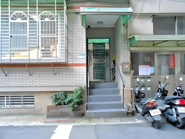中正區華廈法拍-3