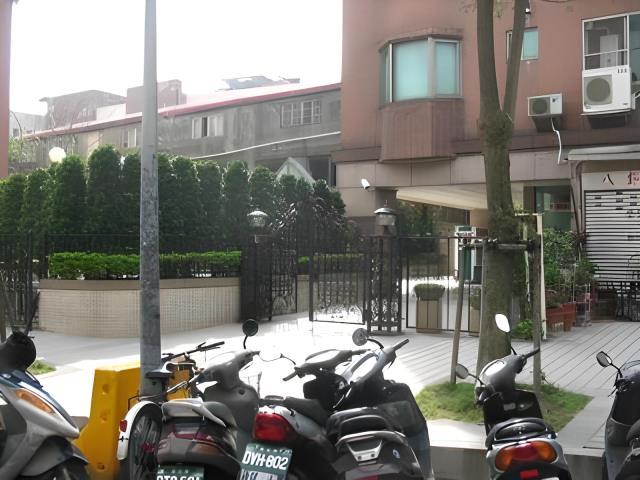 台北拍賣大樓-5