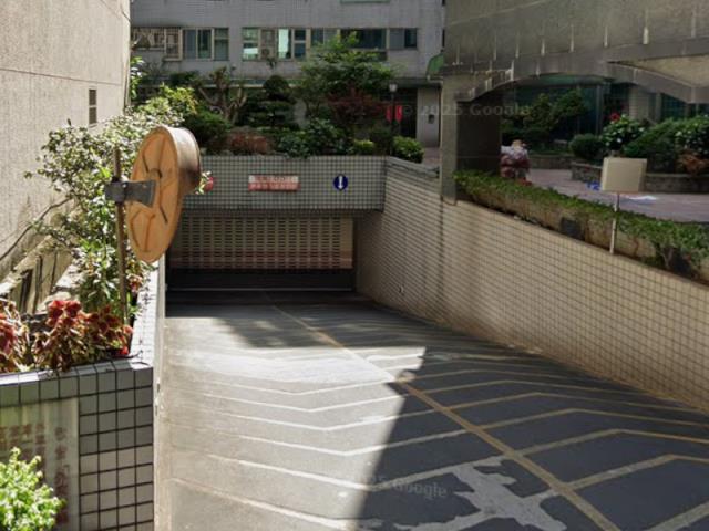 新北大樓法拍-4