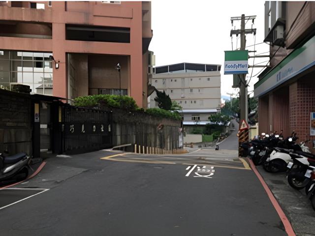 新北淡水大樓法拍-4