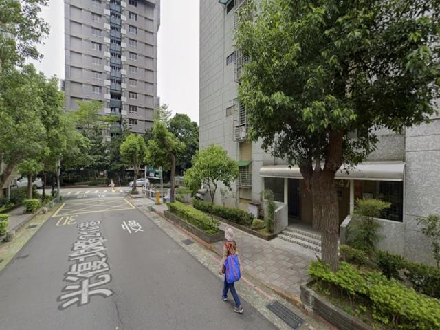 台北松山法拍大樓-4