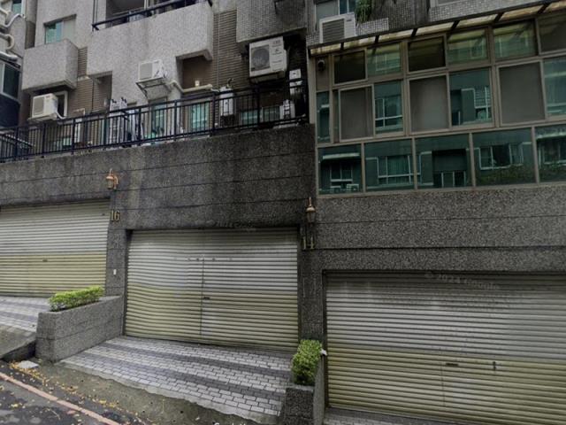 新北淡水法拍透天-3