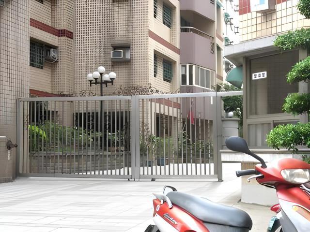 桃園區法拍大樓-3