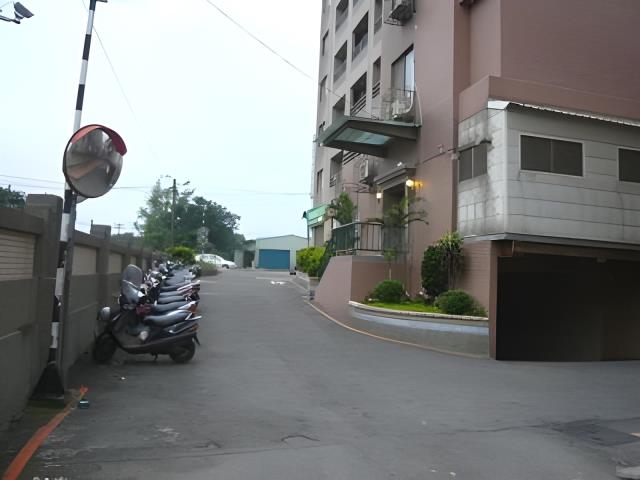 桃園平鎮大樓法拍-5