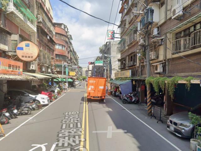 三重公寓法拍-3