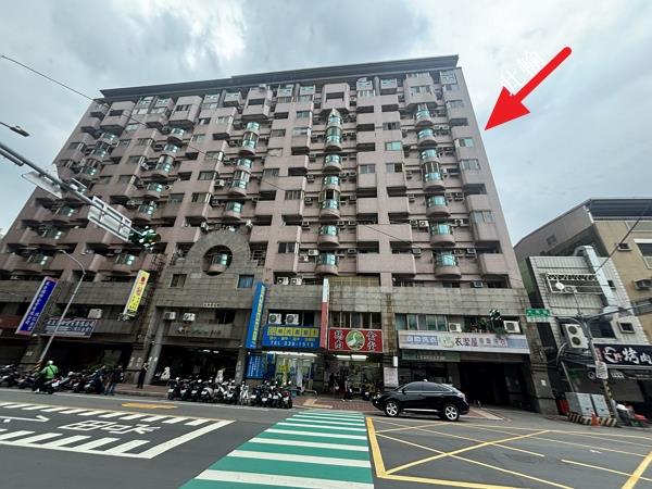 桃園拍賣大樓-1