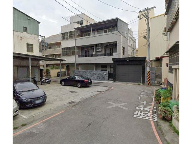 潭子法拍透天-5