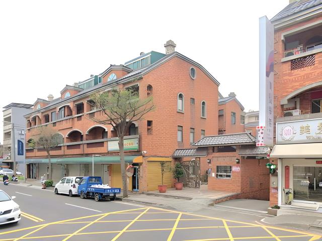 桃園中壢法拍透天-2