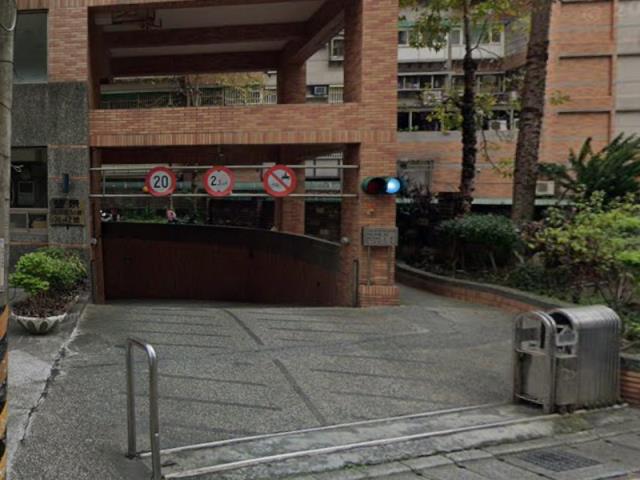 新北三重法拍大樓-5