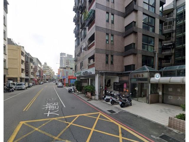 台中北屯華廈法拍-2