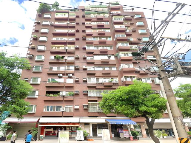 台北士林大樓法拍-2