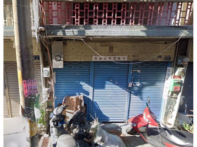 台中大里法拍透天-2