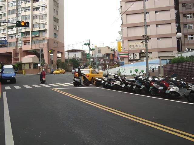 基隆中正區大樓法拍-6