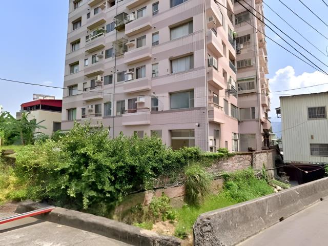 八里大樓拍賣-3