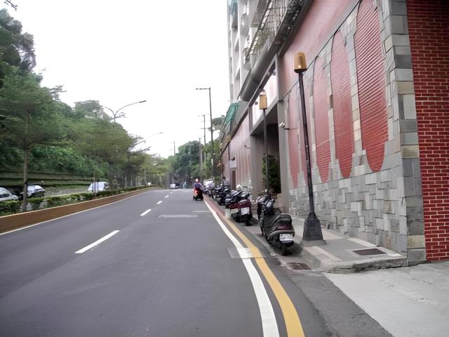 基隆信義區大樓法拍-4