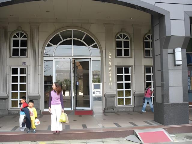 桃園中壢大樓法拍-1