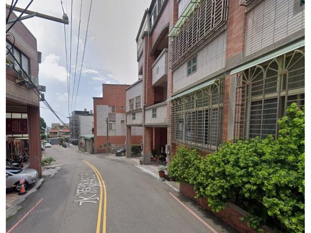 台中大甲透天法拍-2