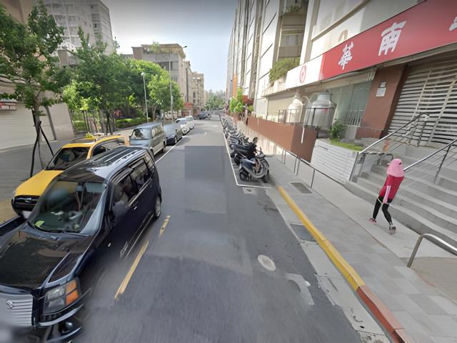 台北萬華法拍大樓-2