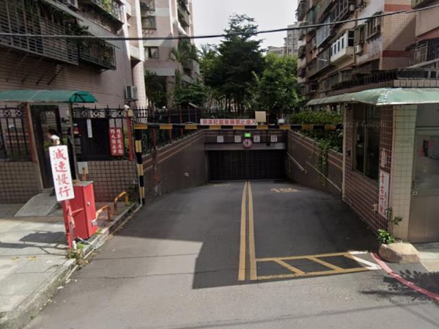 板橋法拍大樓-4