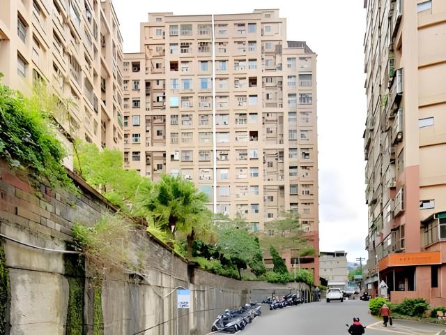 新北淡水法拍大樓-1