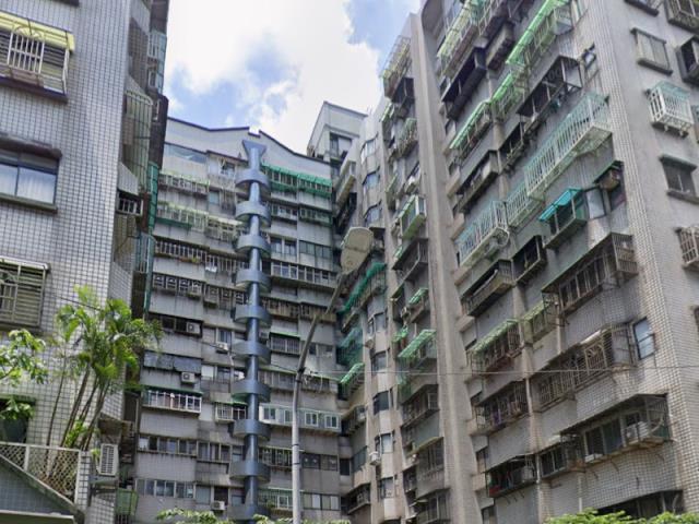 新北土城大樓法拍-1