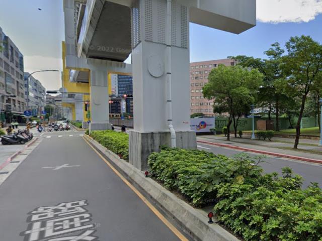 新北中和拍賣華廈-5