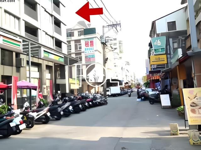 台中西屯華廈法拍-6