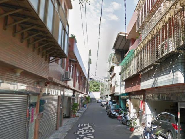 新北鶯歌透天法拍-4