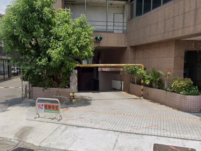 新北三重法拍大樓-4