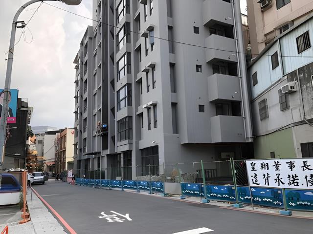 新北板橋華廈法拍-5