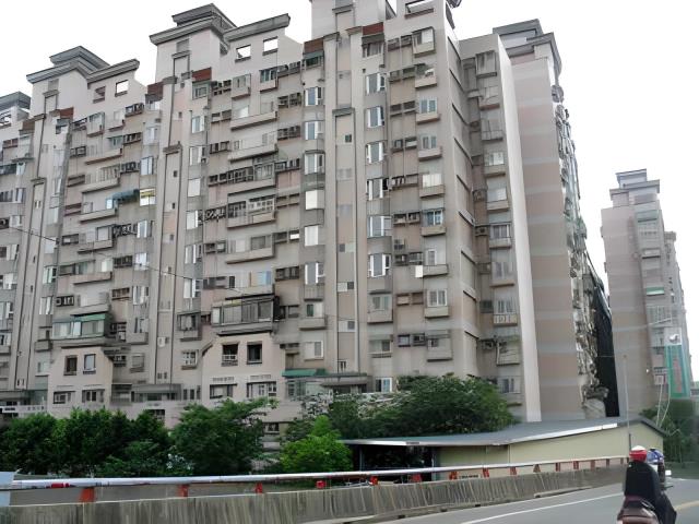 桃園桃園區大樓法拍-2