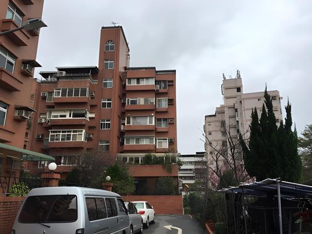 台北內湖華廈法拍-2