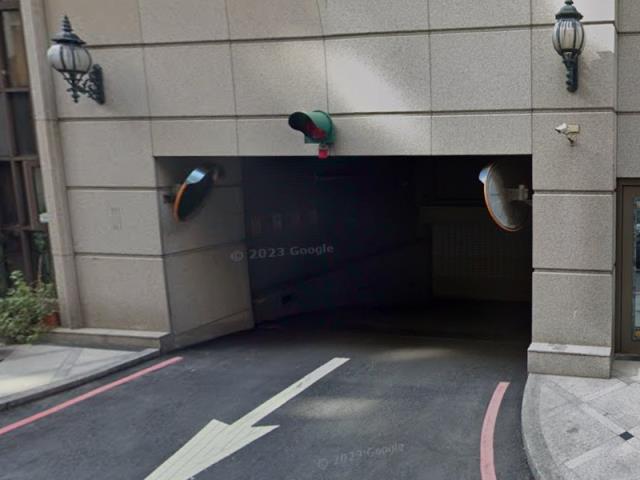 新北新莊法拍大樓-4