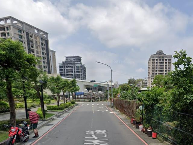 新北五股拍賣大樓-6