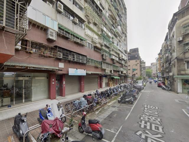 信義區法拍大樓-5