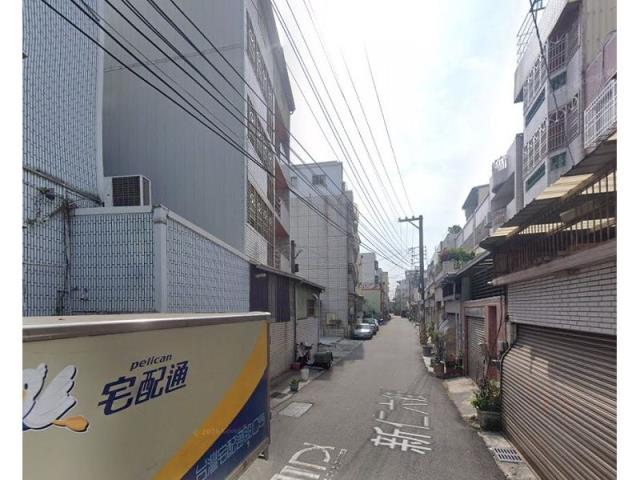 台中大里法拍透天-2